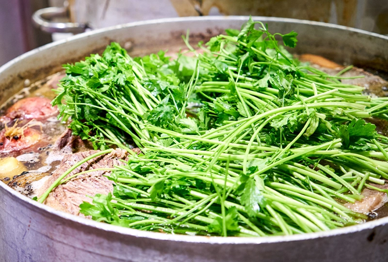Chinesischer Turm frisch kochen